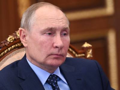 Владимир Путин - «Больше о реальной жизни страны, а не ковыряния в грязном белье элит»: Путин поддержал идею госзаказа в СМИ - rosbalt.ru - Россия