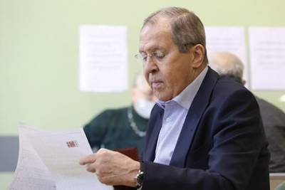 Сергей Лавров - Дмитрий Кулеба - Лавров пошутил о выбравшей весь лимит просьб к США Украине - lenta.ru - Москва - Россия - США - Украина - Вашингтон