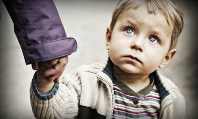 В Лисичанске нашли никому не нужного 4-летнего мальчика, который гулял по улице в летней одежде (фото) - vchaspik.ua - Украина - Лисичанск