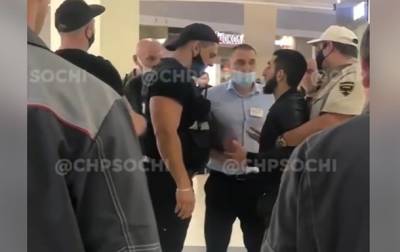 В Сочи мужчина стрелял в торговом центре - korrespondent.net - Россия - Украина - Сочи - Краснодарский край - Одесса