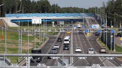 Движение восстановлено после столкновения двух автомобилей на МКАД - vm.ru