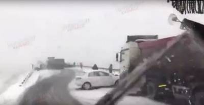 «Пострадали шесть автомобилей»: на кузбасской трассе произошло массовое ДТП - gazeta.a42.ru - Кемерово - Судженск