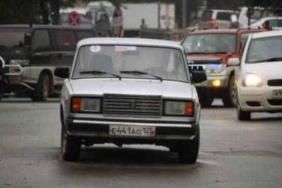 Названы способы купить подержанный автомобиль и не попасться на уловки мошенников - versia.ru