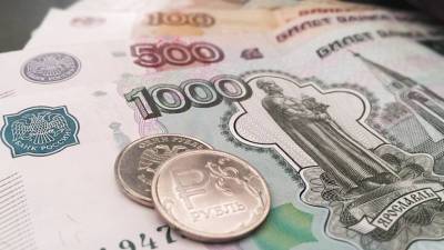 Отдельным категориям бюджетников повысят зарплату с первого октября - mir24.tv