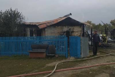 Схватила братика и выбежала из дома: в Башкирии сгорел дом многодетной семьи - bash.news - Башкирия - район Кугарчинский