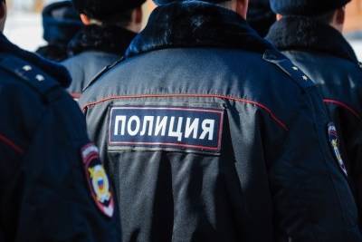 В Астрахани мужчина ударил ногой полицейского при проверке документов - volg.mk.ru - Россия - Волгоград - Астрахань - Астраханская обл. - район Ленинский, Астрахань - Волгоградская обл.