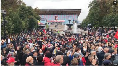 Владимир Путин - Геннадий Зюганов - В центре Москвы проходит несогласованная акция КПРФ - golos-ameriki.ru - Москва - Россия