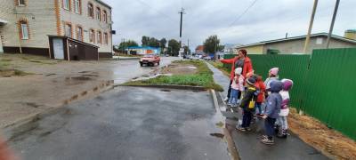 С любовью к детям. Трудно ли работать в женском коллективе - ulpravda.ru - Ульяновская