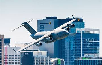 В Австралии самолет пронесся между небоскребами - charter97.org - США - Австралия - Белоруссия - Twitter