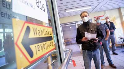 Выборы в Германии: в Берлине столкнулись с путаницей и нехваткой бюллетеней для голосования - unn.com.ua - Украина - Киев - Германия - Берлин