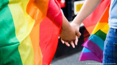 Швейцарцы на референдуме поддержали легализацию однополых браков - vchaspik.ua - Украина - Швейцария