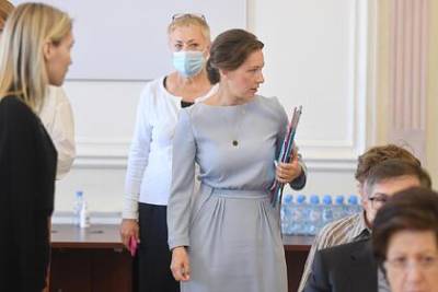 Владимир Путин - Вячеслав Володин - Анна Кузнецова - Стала известен кандидат на пост вице-спикера Госдумы - lenta.ru - Россия