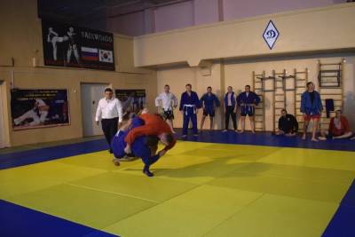 Росгвардейцы одержали победу на чемпионате «Динамо» по самбо в Курске - chr.mk.ru - Курская обл. - Курск