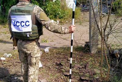 Украина и ЛНР сообщили о гибели своих военных под обстрелом в Донбассе - lenta.ru - Украина - ДНР - Нью-Йорк - ЛНР - Луганск - Донецкая обл.