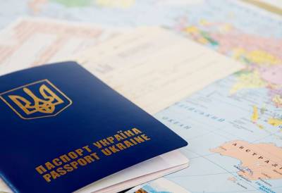 Загранпаспорта украинцев отправят на проверку: что изменится - lenta.ua - Украина - Белоруссия - Kiev