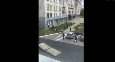Пермский университет вернулся к работе после страшных событий - neva.today - Россия - Санкт-Петербург - Пермь