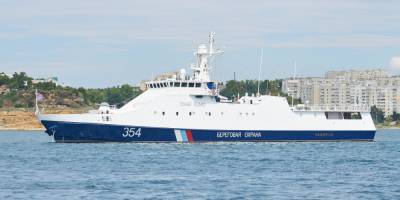 На Украине обвинили ВМФ России в вытеснении украинских кораблей из зоны военных учений - ruposters.ru - Россия - США - Украина - Киев - Славянск