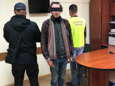 Испанец три месяца нелегально жил во львовском торговом центре – миграционная служба - gordonua.com - Украина - Львов - Испания - Закарпатская обл.