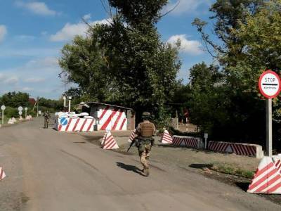 Украинские военные оценили криминогенную ситуацию в районе проведения ООС - gordonua.com - Россия - Украина - Крым - Луганская обл. - Донбасс - Донецкая обл.