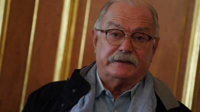 Никита Михалков - Михалков рассказал о личности умершего киноведа Разлогова - iz.ru - Россия - Израиль