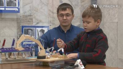 Александр Никитин - В ульяновском детсаду 7-летний мальчик собрал экскаватор - ulpravda.ru - Ульяновск
