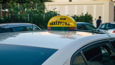 55-летний ревнивец из Нетании проехал всю страну на такси и устроил погром в отеле - vesty.co.il - Израиль - Нетания