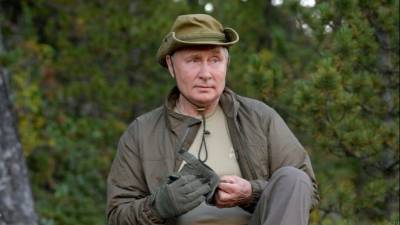 Сергей Шойгу - Владимир Путин - «Бессонница Байдена» в призме международной реакции на тур Путина по тайге - 5-tv.ru - Россия - Китай - Англия - Великобритания - Сибирь