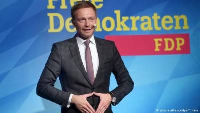 Армин Лашет - В Германии СвДП начала консультации по правительственной коалиции - eadaily.com - Германия - Берлин - Ямайка