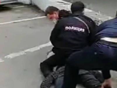 «Начал орать на девочку, а потом и нож показал»: пьяный дебошир получил срок за беспредел в маршрутке - bloknot.ru - Таганрог