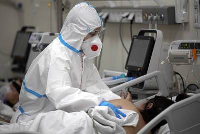 Альберт Бурла - Pfizer начала масштабные испытания профилактического препарата от COVID-19 - lenta.ru - США
