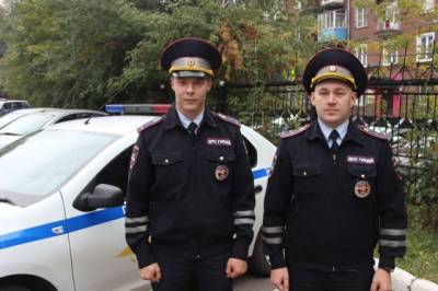 В Кузбассе инспекторы ДПС помогли спасти жизнь 20-летней девушке - gazeta.a42.ru