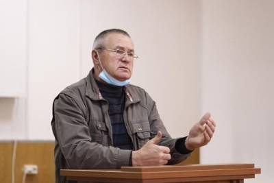 Николай Макаров - Отец погибшего вместе с начальником УФСИН бизнесмена заявил, что сам бы убил подсудимого - chita.ru