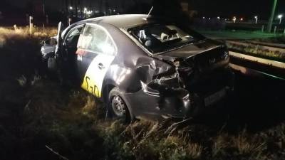 В Челябинске такси попало под поезд - newdaynews.ru - Челябинск