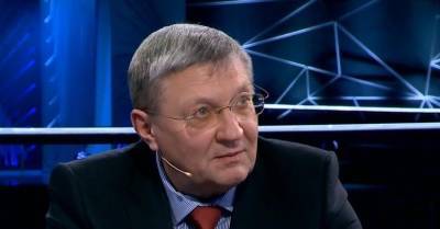 Виктор Суслов - Экс-министр Суслов: Украину ожидает тяжелый финансовый кризис - runews24.ru - Москва - Россия - Украина - Киев