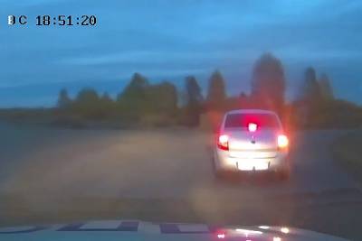 В Курганской области полицейские остановили пьяного лихача выстрелами - kikonline.ru - Россия - Курганская обл. - район Шадринский