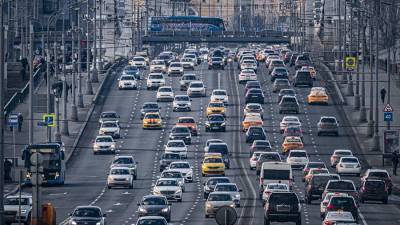 Названы чаще всего нарушающие ПДД в Москве автомобили - iz.ru - Москва - Израиль