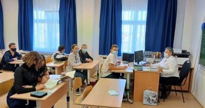 Из-за коронавируса на Ямале закрыты более 100 классов - znak.com - Ноябрьск - Югра