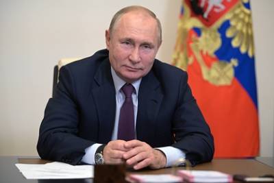 Владимир Путин - Путин заявил о новой помощи семьям с детьми - lenta.ru - Россия