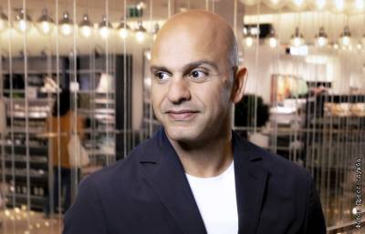 Глава H&M в России: мы бы не хотели противопоставлять онлайн и офлайн-магазины - interfax.ru - Москва - Россия - Китай - США - Англия - Италия - Германия - Франция - Швеция