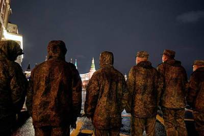 Владимир Путин - Путин объявил о росте выплат военным - lenta.ru - Россия