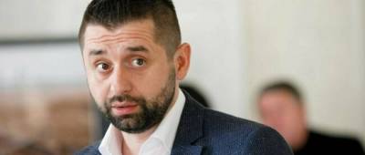 «Слугам» розсилають повідомлення з дрес-кодом для вечірки в Трускавці - w-n.com.ua