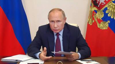 Владимир Путин - Путин анонсировал новую программу по расселению аварийного жилья - tvc.ru