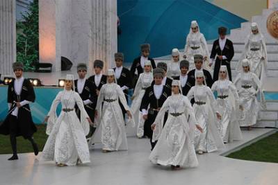 В Алуште прошел Фестиваль культуры и спорта народов Юга России - lenta.ru - Россия - Крым - респ. Ингушетия
