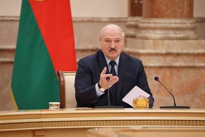 Александр Лукашенко - Лукашенко прокомментировал информацию о планах возглавить ВНС - lenta.ru - Белоруссия