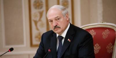 Александр Лукашенко - Лукашенко уверен, что большинство белорусов поддерживает смертную казнь - runews24.ru - Белоруссия