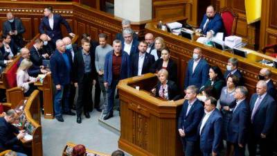 Артур Герасимов - «Евросолидарность» обратилась в правоохранительные органы из-за нарушения при голосовании за закон об олигархах - bin.ua - Украина