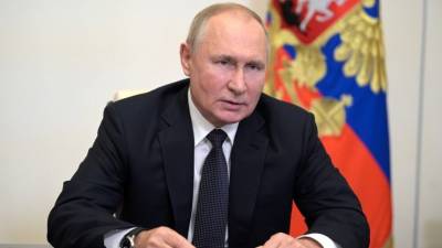Владимир Путин - Путин призвал создать в России систему поддержки семей с детьми - 5-tv.ru - Россия