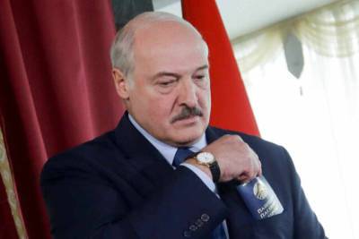 Александр Лукашенко - Лукашенко хочет прописать в новой конституции возможность импичмента - news-front.info - Белоруссия