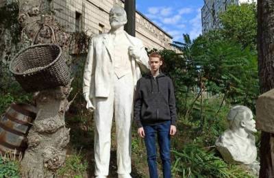 16-летнего киевлянина заставили извиниться за «гражданскую войну» и «государственный переворот» (видео) - sharij.net - Россия - Украина - Киев - Таможенный Союз