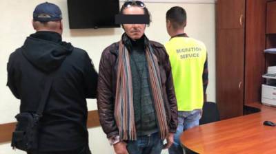 Во Львове задержали мигранта из Испании, который 3 месяца жил в торговом центре (ФОТО) - enovosty.com - Украина - Львов - Испания - Львовская обл.